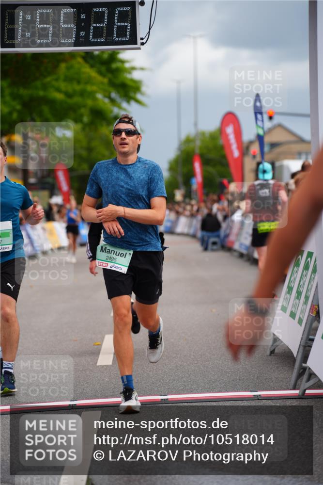 20.09.2026 - PSD Bank Halbmarathon LAZAROV Photography http://msf.ph/oto/10518014 20.09.2026 11:55:25 Ziel 1064, 1597, 1819, 1966, 2495, 3733, 4617, 4769 meine-sportfotos.de