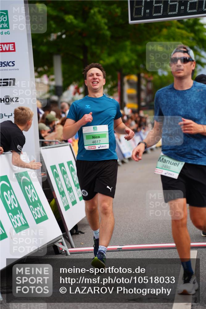 20.09.2026 - PSD Bank Halbmarathon LAZAROV Photography http://msf.ph/oto/10518033 20.09.2026 11:55:26 Ziel 1819, 1966, 2495, 3733, 4617, 4769 meine-sportfotos.de