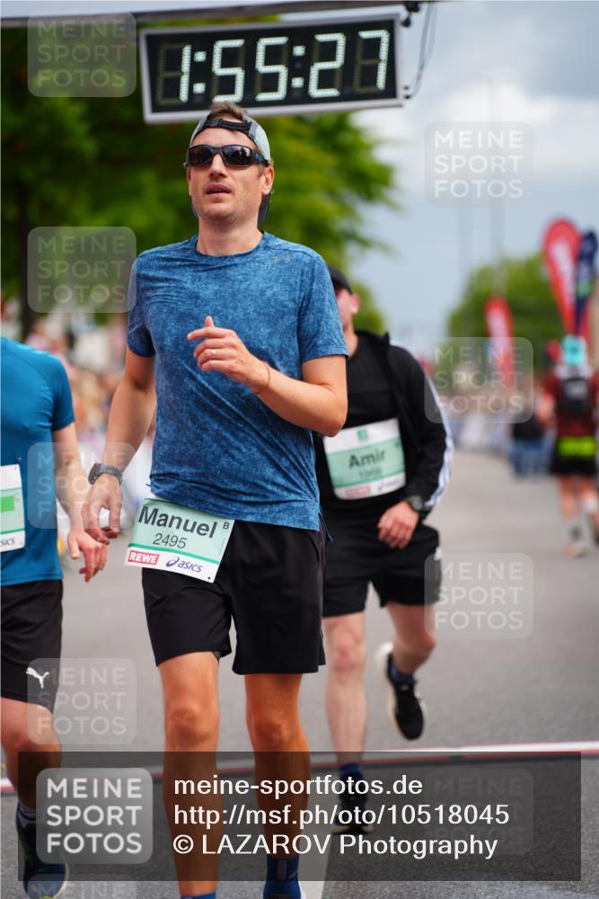 20.09.2026 - PSD Bank Halbmarathon LAZAROV Photography http://msf.ph/oto/10518045 20.09.2026 11:55:27 Ziel 1819, 1966, 2495, 4617, 4769 meine-sportfotos.de