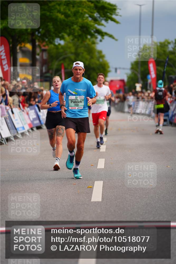 20.09.2026 - PSD Bank Halbmarathon LAZAROV Photography http://msf.ph/oto/10518077 20.09.2026 11:55:32 Ziel 1966, 2495, 3028, 3898, 4039, 4617 meine-sportfotos.de