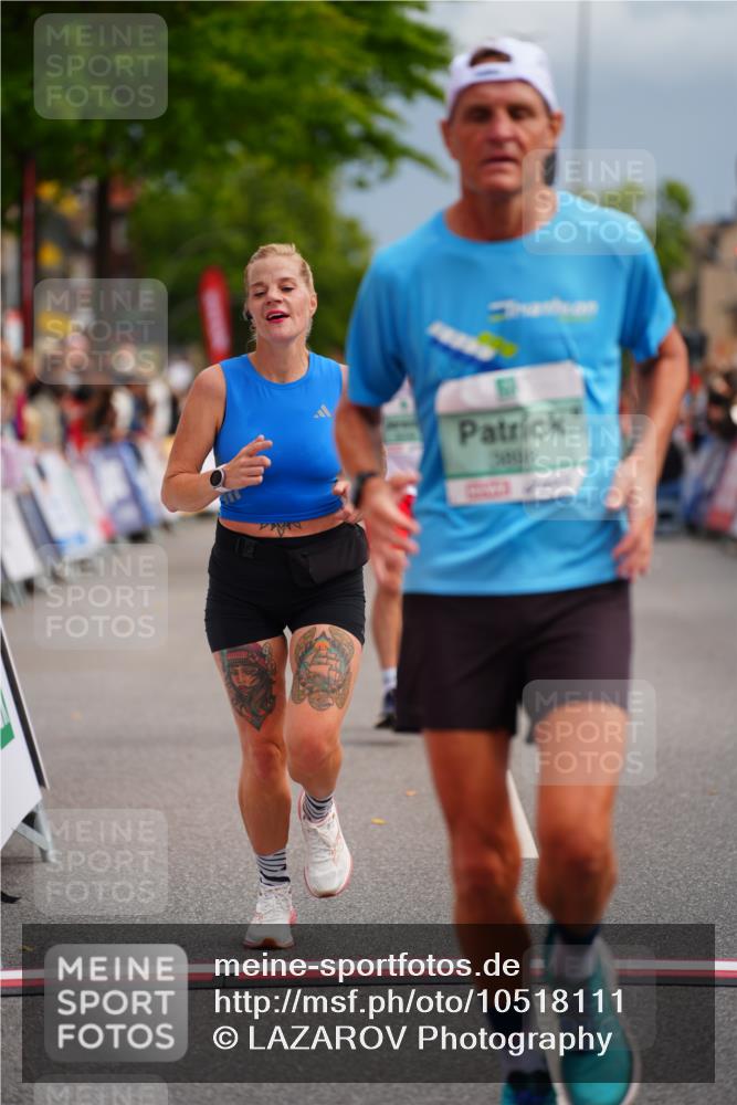 20.09.2026 - PSD Bank Halbmarathon LAZAROV Photography http://msf.ph/oto/10518111 20.09.2026 11:55:34 Ziel 1966, 3028, 3898, 4039, 4617 meine-sportfotos.de
