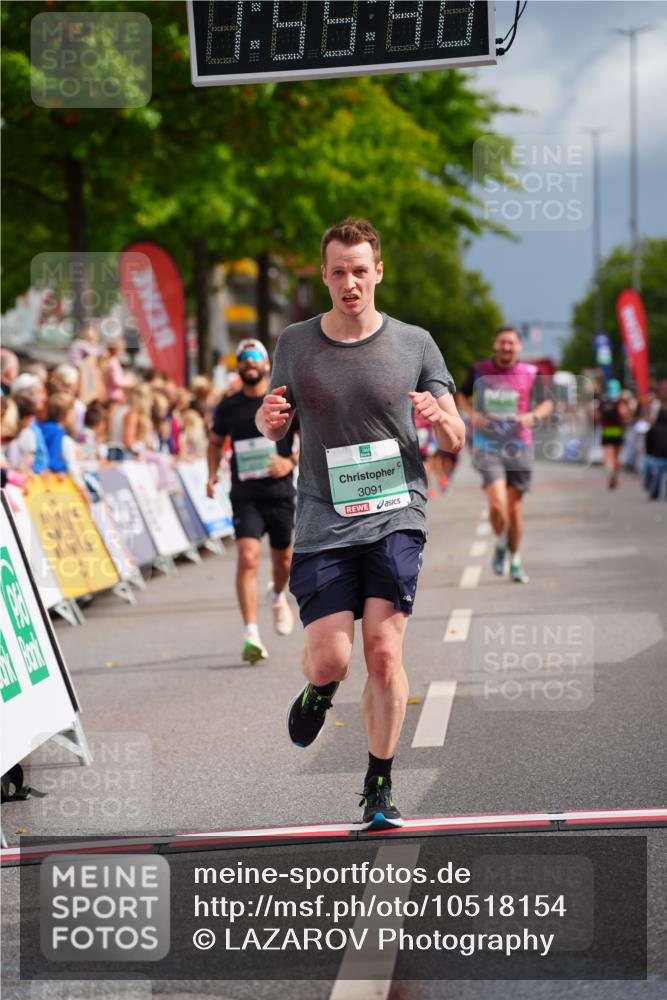 20.09.2026 - PSD Bank Halbmarathon LAZAROV Photography http://msf.ph/oto/10518154 20.09.2026 11:55:39 Ziel 1277, 2015, 3028, 3091, 3898, 4039, 4731 meine-sportfotos.de