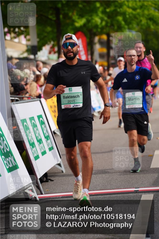 20.09.2026 - PSD Bank Halbmarathon LAZAROV Photography http://msf.ph/oto/10518194 20.09.2026 11:55:42 Ziel 1277, 1826, 2015, 3028, 3091, 4039, 4731 meine-sportfotos.de