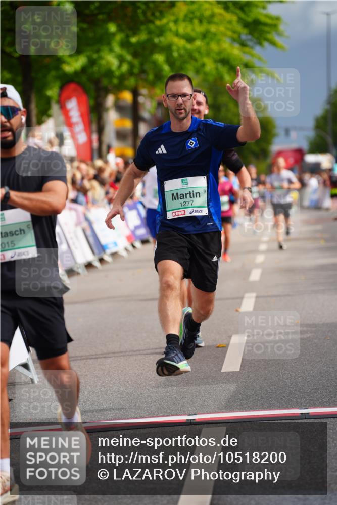 20.09.2026 - PSD Bank Halbmarathon LAZAROV Photography http://msf.ph/oto/10518200 20.09.2026 11:55:42 Ziel 1277, 1826, 2015, 3028, 3091, 4039, 4731 meine-sportfotos.de