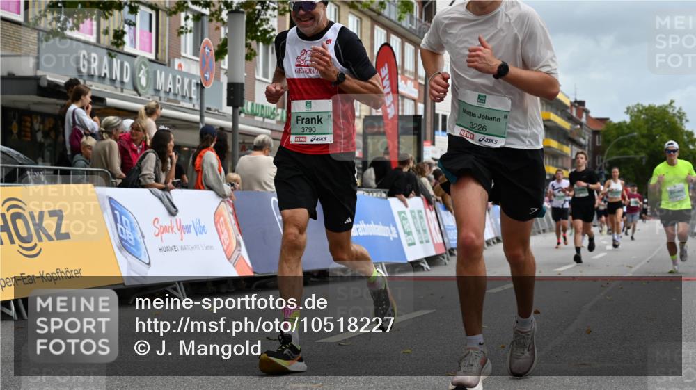 20.09.2026 - PSD Bank Halbmarathon J. Mangold http://msf.ph/oto/10518227 20.09.2026 11:46:33 Ziel 1527, 2027, 2087, 2773, 3226, 3790, 4070, 4094, 4200, 4249, 4566, 4639, 4640, 4710 meine-sportfotos.de