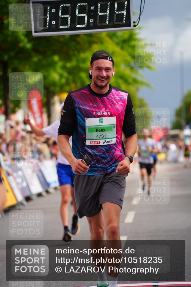 20.09.2026 - PSD Bank Halbmarathon LAZAROV Photography http://msf.ph/oto/10518235 20.09.2026 11:55:44 Ziel 1277, 1354, 1826, 2015, 3091, 3781, 4039, 4731 meine-sportfotos.de