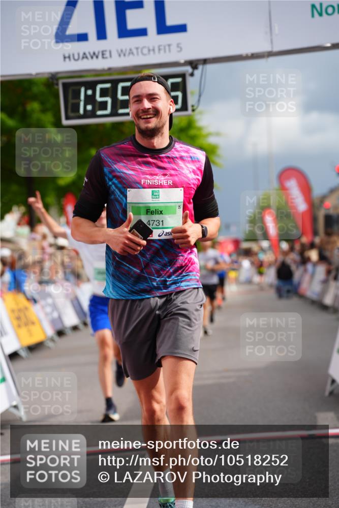 20.09.2026 - PSD Bank Halbmarathon LAZAROV Photography http://msf.ph/oto/10518252 20.09.2026 11:55:45 Ziel 1277, 1354, 1826, 2015, 2810, 3091, 3760, 3781, 4731 meine-sportfotos.de