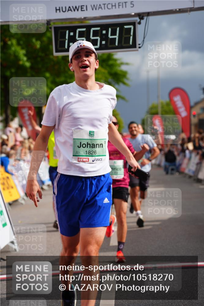 20.09.2026 - PSD Bank Halbmarathon LAZAROV Photography http://msf.ph/oto/10518270 20.09.2026 11:55:47 Ziel 1277, 1354, 1826, 2015, 2810, 3091, 3760, 3781, 4731 meine-sportfotos.de
