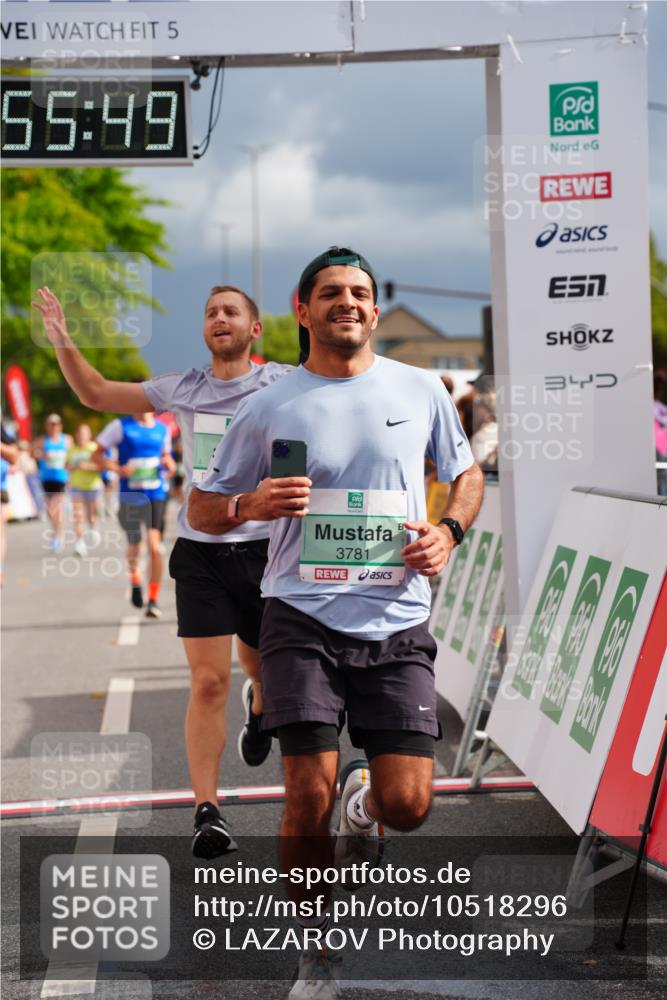 20.09.2026 - PSD Bank Halbmarathon LAZAROV Photography http://msf.ph/oto/10518296 20.09.2026 11:55:49 Ziel 1277, 1354, 1826, 2015, 2810, 3760, 3781, 3809, 3811, 4731 meine-sportfotos.de