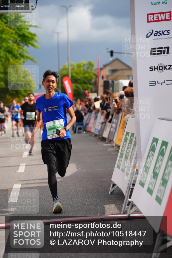 20.09.2026 - PSD Bank Halbmarathon LAZAROV Photography http://msf.ph/oto/10518447 20.09.2026 11:55:55 Ziel 1289, 1354, 1484, 1900, 2808, 2810, 3760, 3781, 3809, 3811, 4728 meine-sportfotos.de