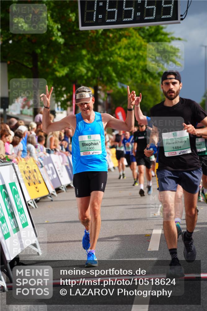 20.09.2026 - PSD Bank Halbmarathon LAZAROV Photography http://msf.ph/oto/10518624 20.09.2026 11:55:58 Ziel 1118, 1289, 1484, 1900, 2067, 2808, 3012, 3401, 3809, 3811, 4728 meine-sportfotos.de
