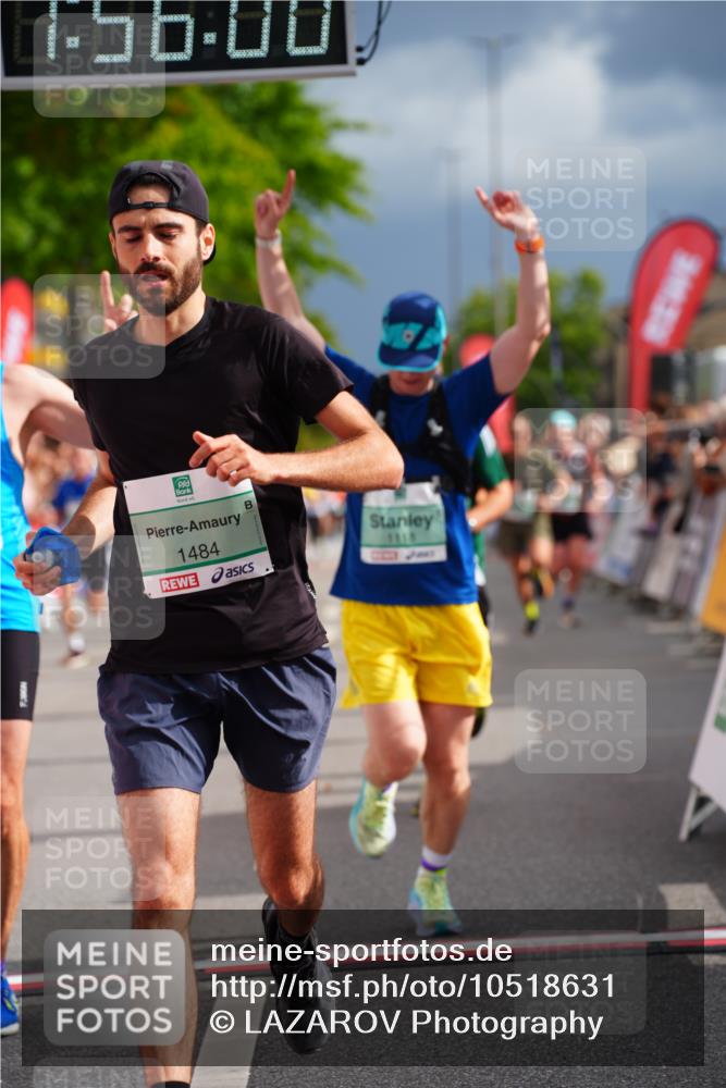 20.09.2026 - PSD Bank Halbmarathon LAZAROV Photography http://msf.ph/oto/10518631 20.09.2026 11:55:59 Ziel 1118, 1289, 1484, 1900, 2067, 2808, 3012, 3284, 3401, 3634, 3809, 3811, 4728 meine-sportfotos.de