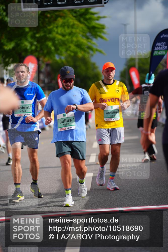 20.09.2026 - PSD Bank Halbmarathon LAZAROV Photography http://msf.ph/oto/10518690 20.09.2026 11:56:06 Ziel 1118, 1260, 1484, 1872, 1887, 1900, 2067, 3012, 3284, 3401, 3634, 3757, 4041, 4341, 4716 meine-sportfotos.de