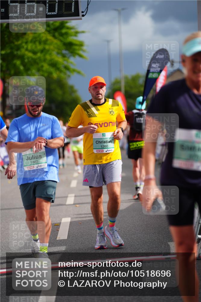 20.09.2026 - PSD Bank Halbmarathon LAZAROV Photography http://msf.ph/oto/10518696 20.09.2026 11:56:06 Ziel 1118, 1260, 1484, 1872, 1887, 1900, 2067, 3012, 3284, 3401, 3634, 3757, 4041, 4341, 4716 meine-sportfotos.de