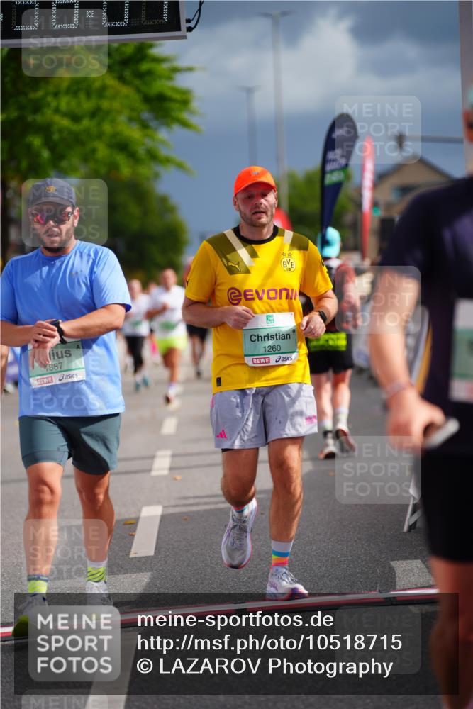 20.09.2026 - PSD Bank Halbmarathon LAZAROV Photography http://msf.ph/oto/10518715 20.09.2026 11:56:06 Ziel 1118, 1260, 1484, 1872, 1887, 1900, 2067, 3012, 3284, 3401, 3634, 3757, 4041, 4341, 4716 meine-sportfotos.de