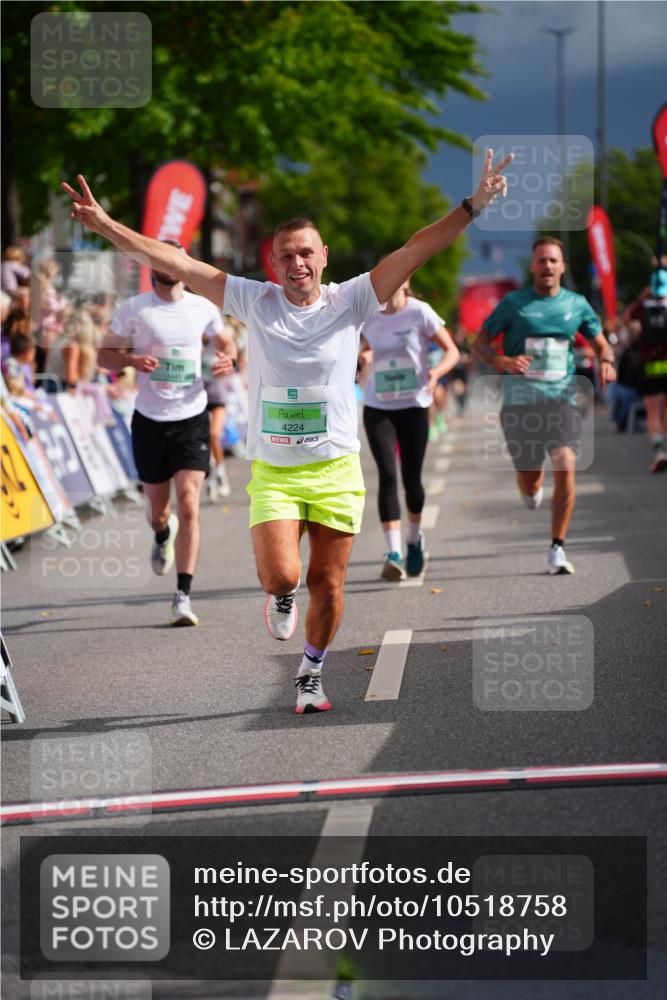 20.09.2026 - PSD Bank Halbmarathon LAZAROV Photography http://msf.ph/oto/10518758 20.09.2026 11:56:12 Ziel 1260, 1272, 1872, 1887, 3441, 3757, 3932, 4041, 4224, 4341, 4716 meine-sportfotos.de