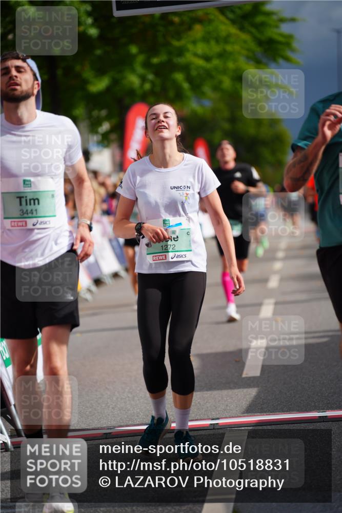 20.09.2026 - PSD Bank Halbmarathon LAZAROV Photography http://msf.ph/oto/10518831 20.09.2026 11:56:14 Ziel 1183, 1260, 1272, 1872, 1887, 2955, 3441, 3932, 4224, 4341 meine-sportfotos.de