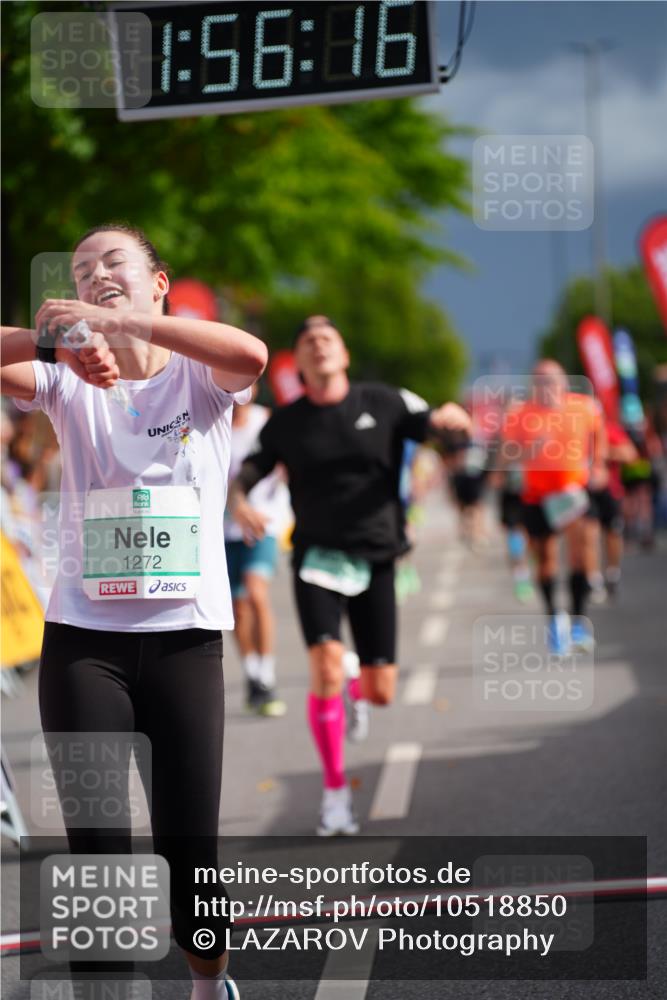 20.09.2026 - PSD Bank Halbmarathon LAZAROV Photography http://msf.ph/oto/10518850 20.09.2026 11:56:16 Ziel 1183, 1272, 1541, 1872, 2955, 3441, 3872, 3932, 4224 meine-sportfotos.de