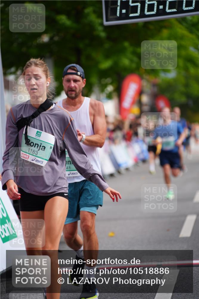 20.09.2026 - PSD Bank Halbmarathon LAZAROV Photography http://msf.ph/oto/10518886 20.09.2026 11:56:19 Ziel 1183, 1272, 1426, 1541, 1620, 2955, 3441, 3872, 3932, 3943, 4224 meine-sportfotos.de