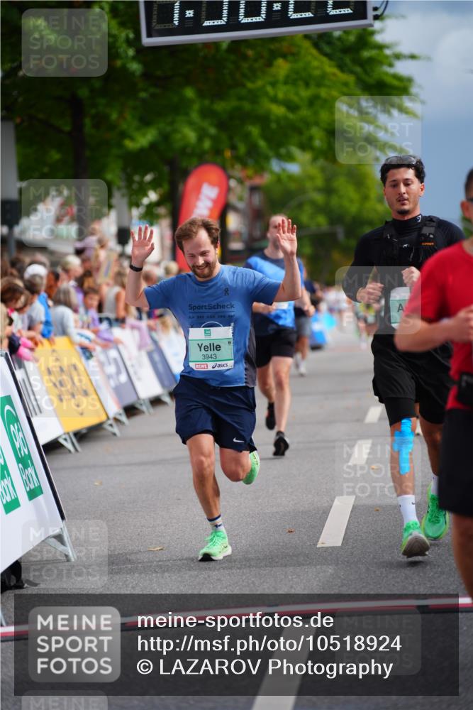 20.09.2026 - PSD Bank Halbmarathon LAZAROV Photography http://msf.ph/oto/10518924 20.09.2026 11:56:21 Ziel 1183, 1272, 1426, 1541, 1620, 2955, 3441, 3593, 3744, 3872, 3932, 3943, 4525, 4692 meine-sportfotos.de