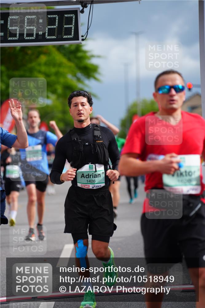 20.09.2026 - PSD Bank Halbmarathon LAZAROV Photography http://msf.ph/oto/10518949 20.09.2026 11:56:22 Ziel 1183, 1272, 1426, 1541, 1620, 2955, 3441, 3593, 3744, 3872, 3932, 3943, 4525, 4692 meine-sportfotos.de