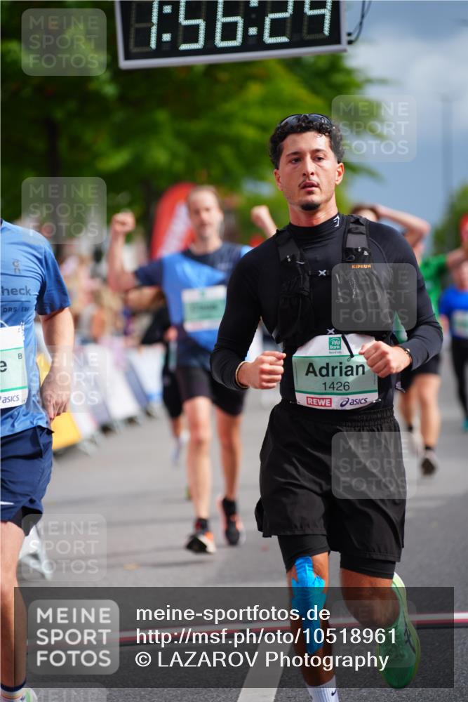20.09.2026 - PSD Bank Halbmarathon LAZAROV Photography http://msf.ph/oto/10518961 20.09.2026 11:56:23 Ziel 1183, 1426, 1541, 1620, 2955, 3593, 3744, 3872, 3943, 4525, 4692 meine-sportfotos.de