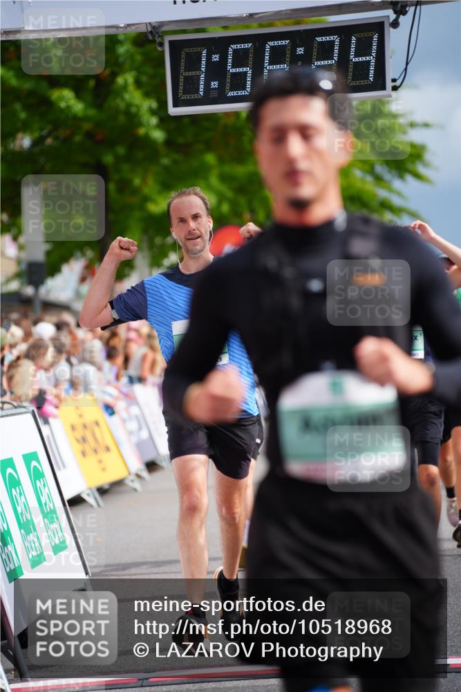 20.09.2026 - PSD Bank Halbmarathon LAZAROV Photography http://msf.ph/oto/10518968 20.09.2026 11:56:24 Ziel 1183, 1426, 1514, 1541, 1620, 1824, 2180, 2955, 3593, 3744, 3872, 3943, 4525, 4692 meine-sportfotos.de