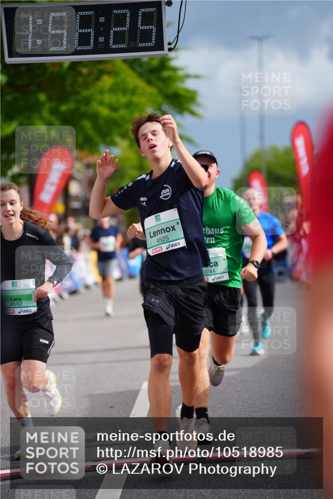 20.09.2026 - PSD Bank Halbmarathon LAZAROV Photography http://msf.ph/oto/10518985 20.09.2026 11:56:25 Ziel 1183, 1426, 1514, 1541, 1620, 1824, 2180, 2955, 3593, 3744, 3872, 3943, 4525, 4692 meine-sportfotos.de
