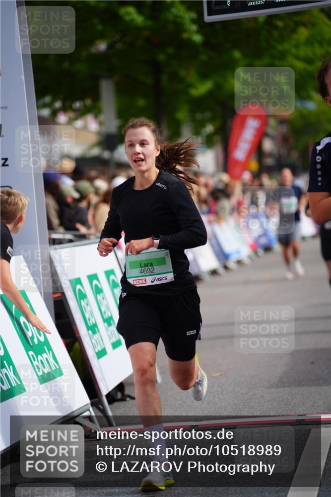 20.09.2026 - PSD Bank Halbmarathon LAZAROV Photography http://msf.ph/oto/10518989 20.09.2026 11:56:26 Ziel 1183, 1426, 1514, 1541, 1620, 1824, 2180, 3593, 3744, 3872, 3943, 4525, 4692 meine-sportfotos.de