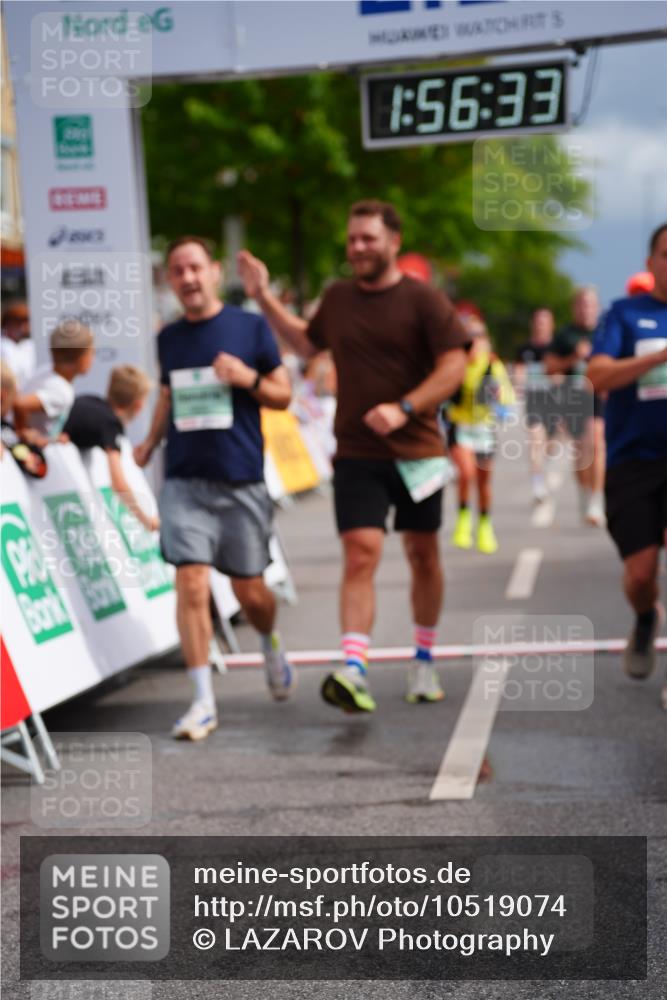 20.09.2026 - PSD Bank Halbmarathon LAZAROV Photography http://msf.ph/oto/10519074 20.09.2026 11:56:33 Ziel 1514, 1824, 1920, 2180, 2221, 2275, 2869, 2967, 3545, 3744, 4267, 4525, 4692 meine-sportfotos.de