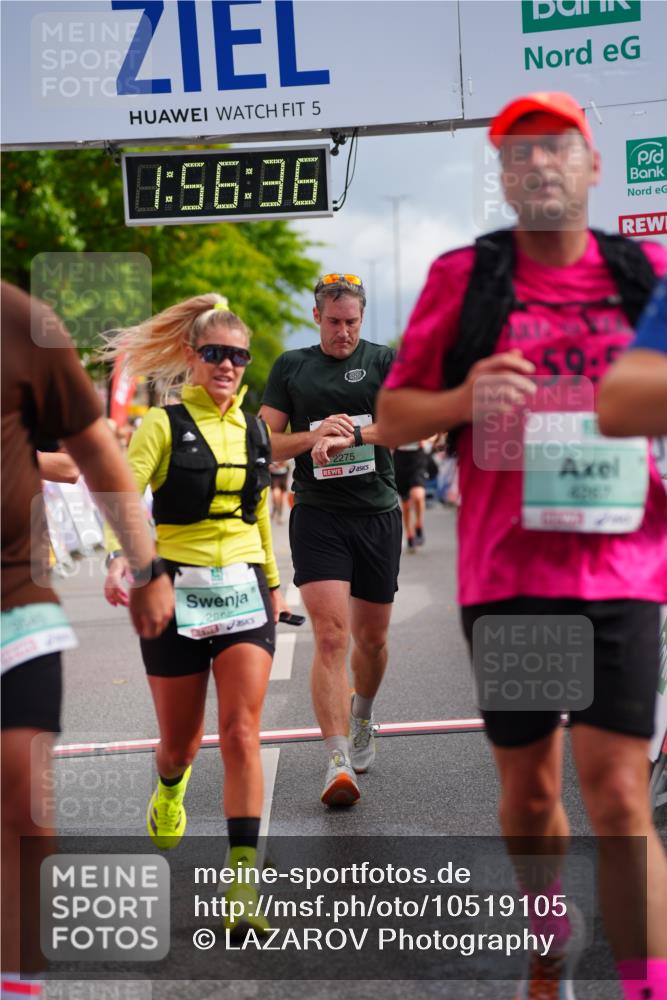 20.09.2026 - PSD Bank Halbmarathon LAZAROV Photography http://msf.ph/oto/10519105 20.09.2026 11:56:36 Ziel 1514, 1747, 1824, 1920, 2022, 2180, 2221, 2275, 2418, 2869, 2967, 3545, 4097, 4252, 4267 meine-sportfotos.de