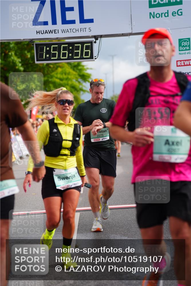 20.09.2026 - PSD Bank Halbmarathon LAZAROV Photography http://msf.ph/oto/10519107 20.09.2026 11:56:36 Ziel 1514, 1747, 1824, 1920, 2022, 2180, 2221, 2275, 2418, 2869, 2967, 3545, 4097, 4252, 4267 meine-sportfotos.de