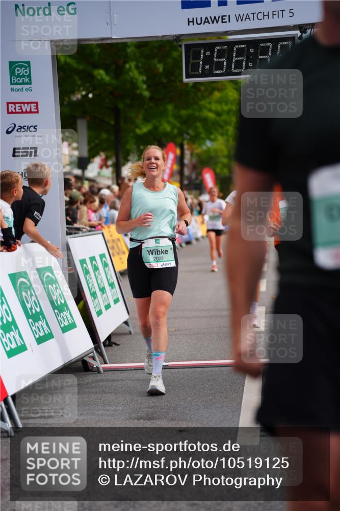 20.09.2026 - PSD Bank Halbmarathon LAZAROV Photography http://msf.ph/oto/10519125 20.09.2026 11:56:39 Ziel 1747, 1760, 1920, 2022, 2221, 2275, 2418, 2869, 2967, 3545, 4097, 4252, 4267, 4374 meine-sportfotos.de