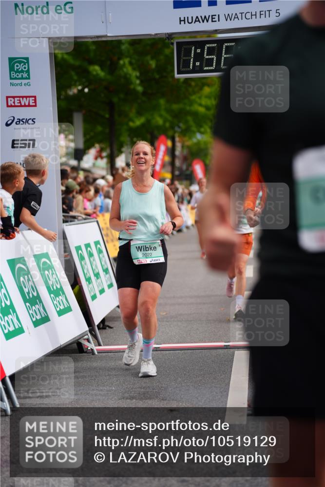 20.09.2026 - PSD Bank Halbmarathon LAZAROV Photography http://msf.ph/oto/10519129 20.09.2026 11:56:39 Ziel 1747, 1760, 1920, 2022, 2221, 2275, 2418, 2869, 2967, 3545, 4097, 4252, 4267, 4374 meine-sportfotos.de