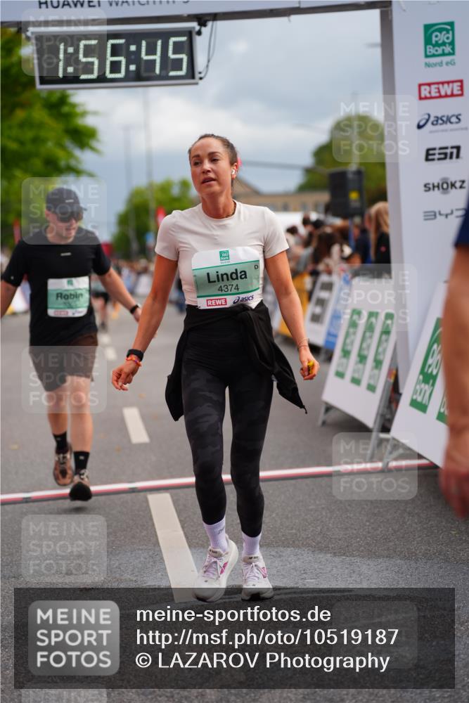 20.09.2026 - PSD Bank Halbmarathon LAZAROV Photography http://msf.ph/oto/10519187 20.09.2026 11:56:44 Ziel 1747, 1760, 2022, 2418, 3365, 4097, 4252, 4374 meine-sportfotos.de