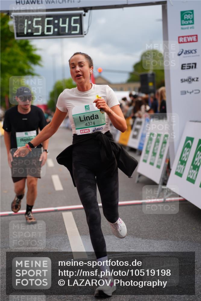 20.09.2026 - PSD Bank Halbmarathon LAZAROV Photography http://msf.ph/oto/10519198 20.09.2026 11:56:44 Ziel 1747, 1760, 2022, 2418, 3365, 4097, 4252, 4374 meine-sportfotos.de