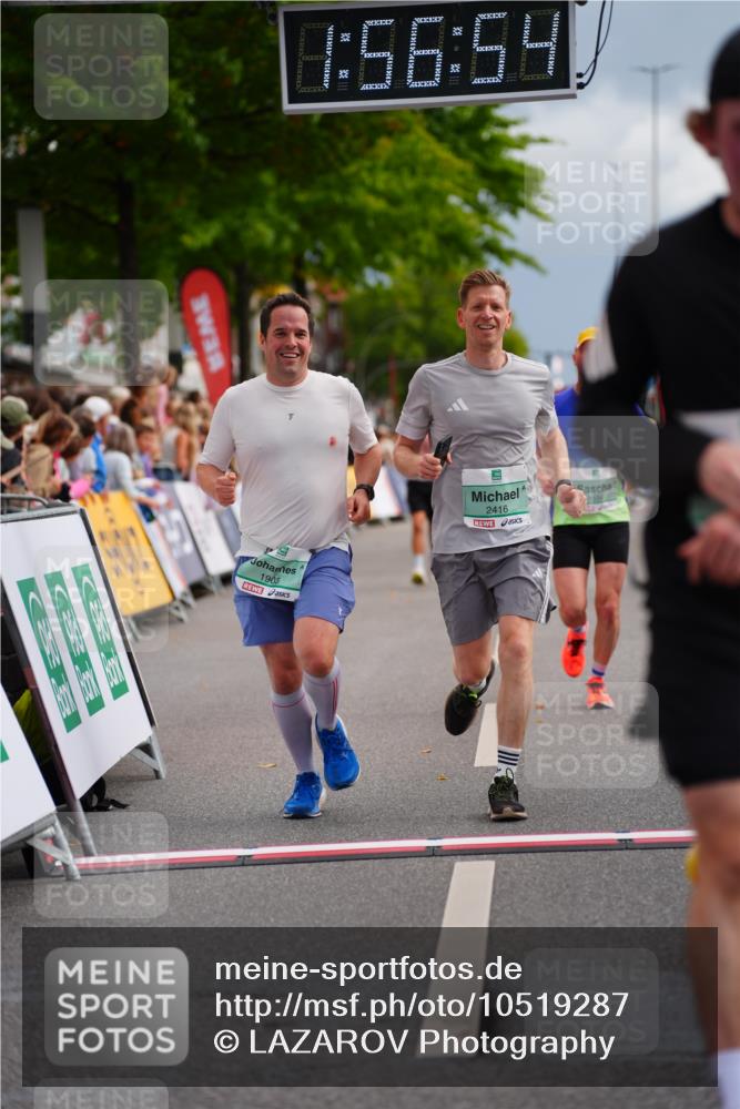 20.09.2026 - PSD Bank Halbmarathon LAZAROV Photography http://msf.ph/oto/10519287 20.09.2026 11:56:54 Ziel 1482, 1554, 1903, 2416, 3822, 4734 meine-sportfotos.de