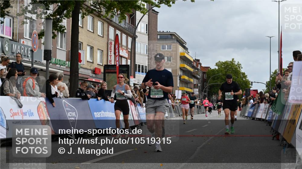 20.09.2026 - PSD Bank Halbmarathon J. Mangold http://msf.ph/oto/10519315 20.09.2026 11:48:33 Ziel 1464, 2311, 2552, 2571, 3298, 3635, 3761, 4627 meine-sportfotos.de