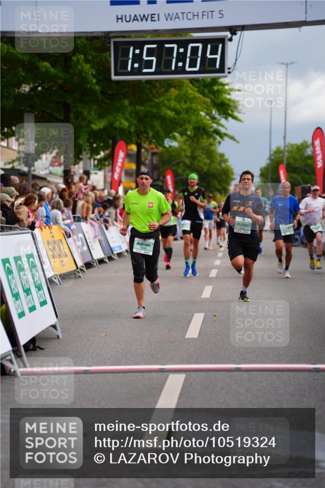 20.09.2026 - PSD Bank Halbmarathon LAZAROV Photography http://msf.ph/oto/10519324 20.09.2026 11:57:04 Ziel 2079, 3079, 3442, 3784, 3927, 3967, 4753 meine-sportfotos.de