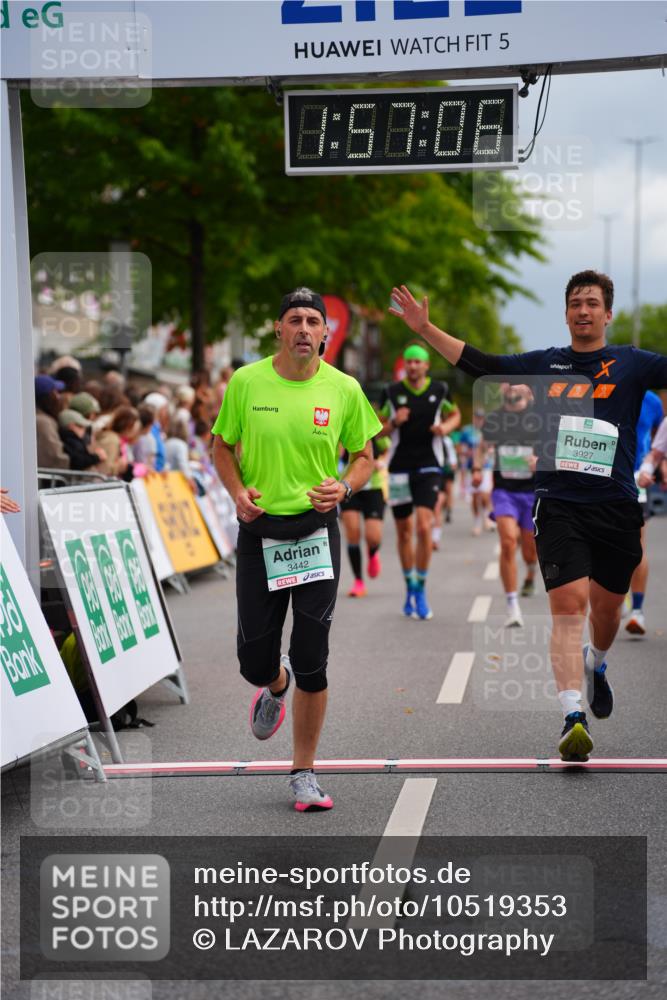 20.09.2026 - PSD Bank Halbmarathon LAZAROV Photography http://msf.ph/oto/10519353 20.09.2026 11:57:05 Ziel 2079, 2354, 3079, 3442, 3784, 3927, 3967, 4671, 4753 meine-sportfotos.de