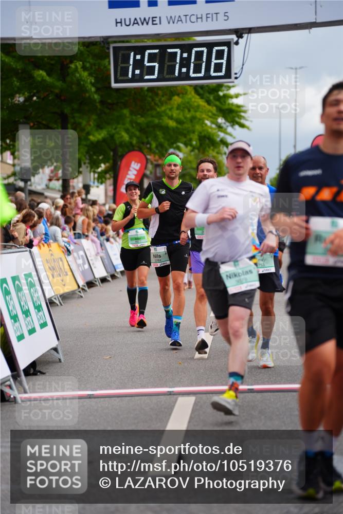 20.09.2026 - PSD Bank Halbmarathon LAZAROV Photography http://msf.ph/oto/10519376 20.09.2026 11:57:07 Ziel 2079, 2354, 3079, 3442, 3784, 3927, 3967, 4671, 4752, 4753 meine-sportfotos.de