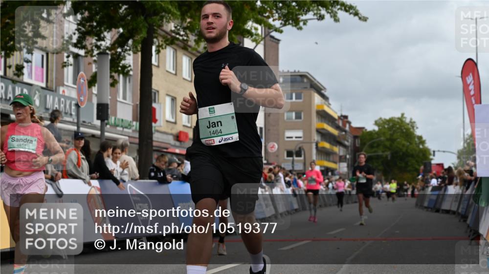 20.09.2026 - PSD Bank Halbmarathon J. Mangold http://msf.ph/oto/10519377 20.09.2026 11:48:40 Ziel 1464, 1559, 2571, 3298, 3635, 3761, 3797, 4627 meine-sportfotos.de