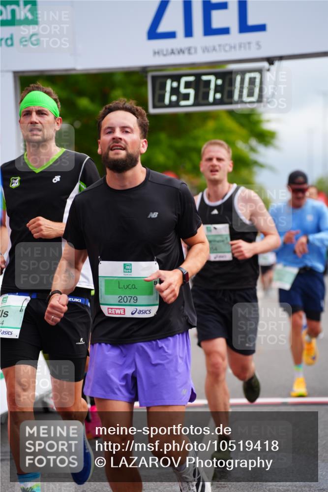 20.09.2026 - PSD Bank Halbmarathon LAZAROV Photography http://msf.ph/oto/10519418 20.09.2026 11:57:10 Ziel 1700, 2079, 2104, 2354, 3079, 3442, 3784, 3927, 4671, 4752, 4753 meine-sportfotos.de