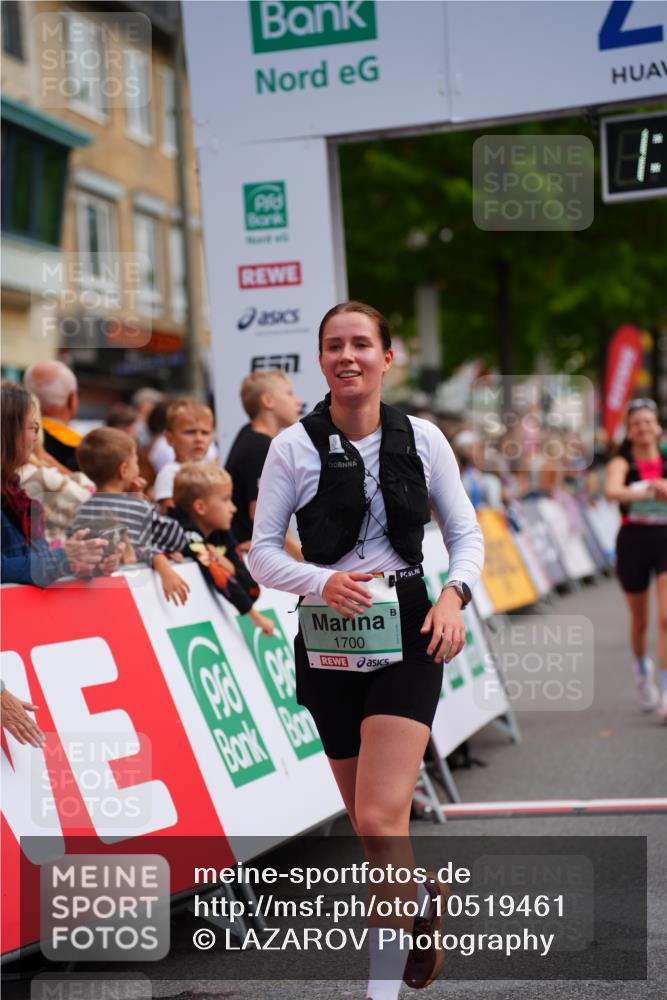 20.09.2026 - PSD Bank Halbmarathon LAZAROV Photography http://msf.ph/oto/10519461 20.09.2026 11:57:13 Ziel 1249, 1685, 1700, 1986, 2079, 2104, 2354, 3079, 3442, 3784, 3927, 4302, 4464, 4671, 4752, 4753 meine-sportfotos.de