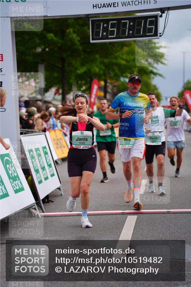 20.09.2026 - PSD Bank Halbmarathon LAZAROV Photography http://msf.ph/oto/10519482 20.09.2026 11:57:15 Ziel 1249, 1685, 1700, 1986, 2079, 2104, 2354, 3079, 3640, 3784, 4302, 4464, 4671, 4752, 4753 meine-sportfotos.de