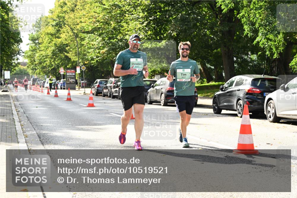 20.09.2026 - PSD Bank Halbmarathon Dr. Thomas Lammeyer http://msf.ph/oto/10519521 20.09.2026 11:15:31 Laufen 3647, 5, 3657 meine-sportfotos.de
