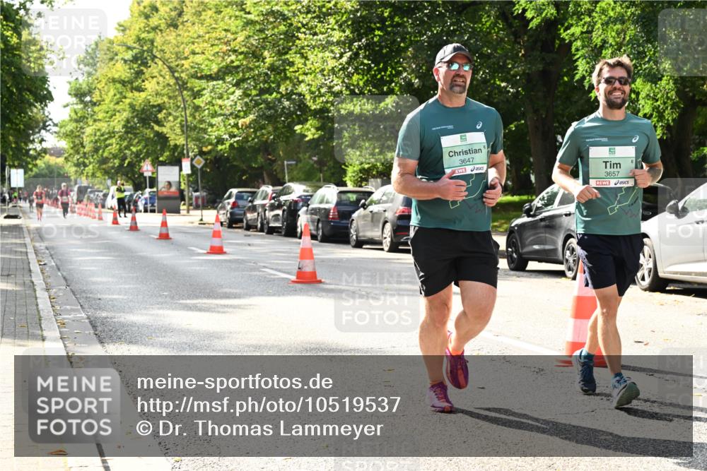 20.09.2026 - PSD Bank Halbmarathon Dr. Thomas Lammeyer http://msf.ph/oto/10519537 20.09.2026 11:15:33 Laufen 3647, 3657 meine-sportfotos.de