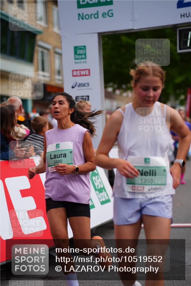 20.09.2026 - PSD Bank Halbmarathon LAZAROV Photography http://msf.ph/oto/10519552 20.09.2026 11:57:22 Ziel 1249, 1263, 1685, 1986, 2421, 2480, 3640, 3645, 4302, 4464, 4724 meine-sportfotos.de