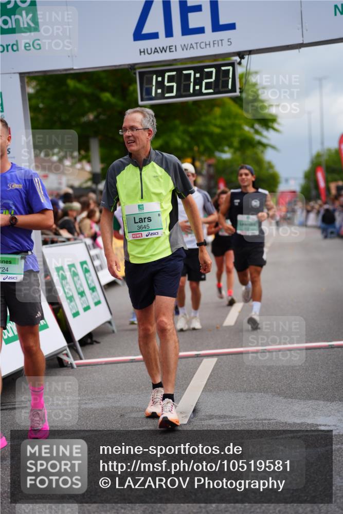 20.09.2026 - PSD Bank Halbmarathon LAZAROV Photography http://msf.ph/oto/10519581 20.09.2026 11:57:27 Ziel 1019, 1092, 1263, 1791, 2421, 2480, 3640, 3645, 4295, 4531, 4724 meine-sportfotos.de