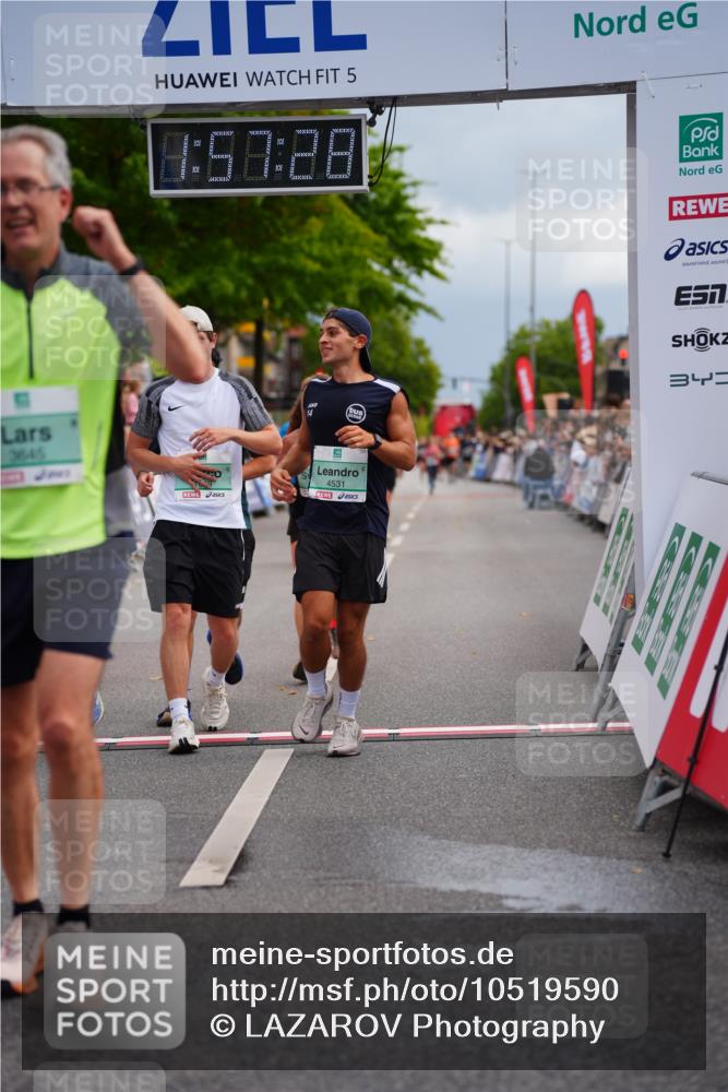20.09.2026 - PSD Bank Halbmarathon LAZAROV Photography http://msf.ph/oto/10519590 20.09.2026 11:57:28 Ziel 1019, 1092, 1263, 1791, 2421, 2480, 3645, 4295, 4531, 4724 meine-sportfotos.de